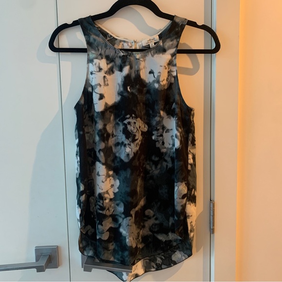 Wilfred Sleeveless floral blouse Japanese silk XXS - Picture 2 of 3